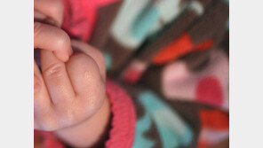 원장이 발로 압박…“잠자다 숨졌다”에 어린이집 CCTV 봤더니