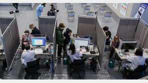 고혈압 앓는 97세 할머니 “코로나 빨리 끝나라고 백신 맞았다”