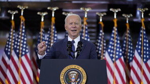 美백악관, 12일 반도체 대란 대응회의 소집…“삼성도 와라”