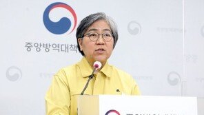 “국내 백신 접종자 중 확진자 60명…AZ 효과 94.1%”