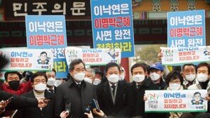 반복되는, 文 대통령의 ‘간보기’