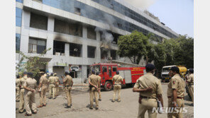 인도, 코로나19 재유행…뭄바이 주말 봉쇄 단행