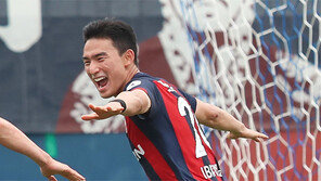 승격 수원FC, 7경기 만에 환호