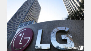 CEO도 못살린 LG전자 스마트폰…적자만 5조 남겼다
