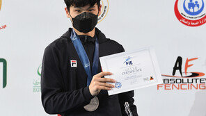 박준성, 2021 세계유소년펜싱선수권 남자 사브르 은메달