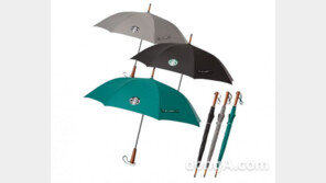 스타벅스 굿즈 마케팅 도입한 ‘이마트’… “우산 증정 이벤트 통해 e머니 알린다”