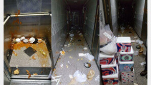 엘베·계단·복도에 100만 원어치 배달음식 투척 테러