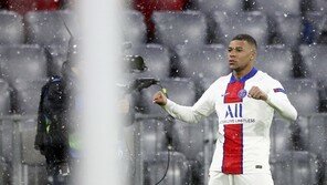 ‘음바페 멀티골’ PSG, UCL 8강 1차전서 B.뮌헨 3-2 제압