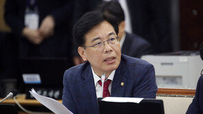 사과문 들고 당 사무처 찾은 송언석…“후회한다” 당직자 폭행 사과