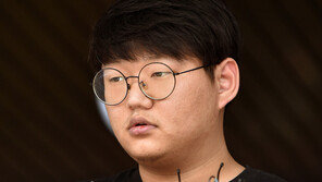 n번방 운영자 ‘갓갓’ 문형욱, 징역 34년 불복…하루 만에 항소장