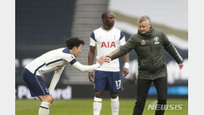 ‘손흥민 액션’ 본 로이 킨 “파울 아니다, 저렇게 뒹굴다니 당황”