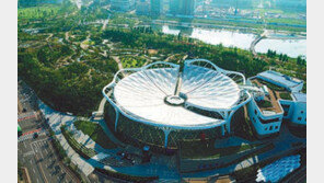 서울식물원, 방문객 1000만명 훌쩍… 코로나 휴식처 각광