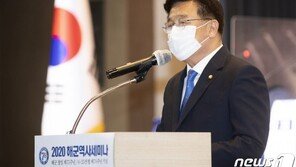 ‘5촌 조카 비서 채용’ 논란 된 與 윤재갑, 채용 철회키로