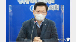 송영길 “조국은 지나간 일…이견 말 못하게 하면 누가 숨을 쉬겠는가”