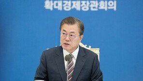 미·중 사이에 끼인 위기의 한국 반도체…“인재양성·인프라로 위기 넘자”
