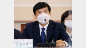 檢 기소방침에 서울중앙지검장 유임설 도는 이성윤