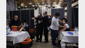 ‘가장 빠른 백신 접종’ 이스라엘, 실외서 마스크 벗는다