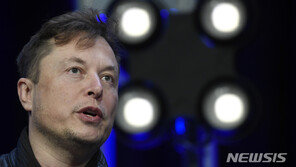머스크 “스페이스X, 3.2조원 나사 달탐사선 계약 수주”