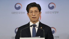 문재인 정부 마지막 국토부 장관 노형욱, 특명은 ‘1년 내 집값 안정’