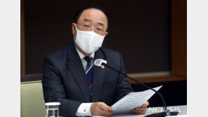 홍남기 “4·19정신은 연대와 협력…K-회복 향해 전진하자”