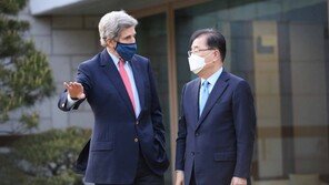 정의용 “日오염수 방류, IAEA기준 따르면 반대 안해” 논란