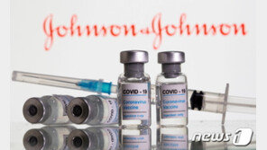 유럽의약품청 “얀센, 혈전 유발하지만 접종 이득이 더 커”