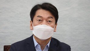 안철수 “마스크 언제 벗나…文, 화이자·모더나 CEO 만나라”