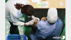 미국발 백신 지원 우선순위 밀리는데…정부 여전히 “자신 있다”