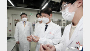 국산 코로나 백신 언제쯤…합성항원은 3분기, mRNA는 연말께 임상 3상