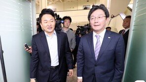 유승민 “100만 디지털 인재 양성”… 홍준표, 복당 여론전 