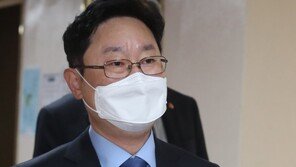 박범계 “차기 검찰총장 요건은 국정철학 상관성” 발언 논란
