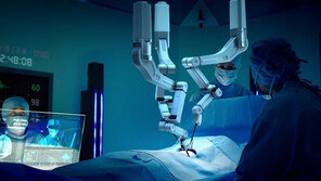 세브란스, 국내 첫 뇌전증 로봇수술 두개골 절개 없이 전극 삽입해 성공