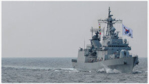 해군 함정도 뚫렸다…32명 무더기 확진