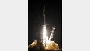 머스크의 ISS행 유인우주선, 최초로 로켓·캡슐 재사용발사 성공