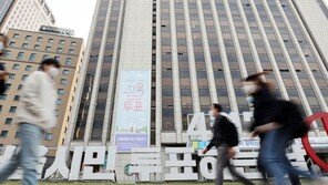 [사설]현수막에 “내로남불” “무능” 못 쓰게 한 선거법, 개정 서둘라