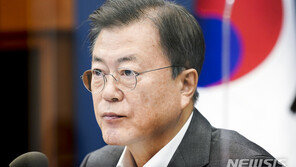 文, 인니 잠수함 침몰 사고에 위로전…“슬픔 조속히 극복하길”