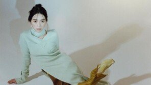 권민아 “XX쇼? 나는 이렇게 푼다”…손목에 혈흔, 극단적 선택 암시