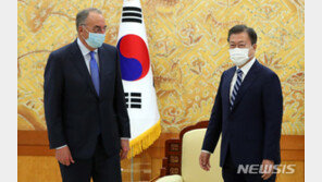 文대통령, 노바백스 CEO 만나 “국민들 백신에 큰 기대”