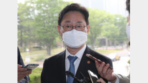 박범계 “이성윤 수사심의위, 검찰총장 추천과 무관”