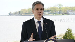 블링컨 美국무 “AZ 백신 반출 계획 수립…FDA 검토 중”