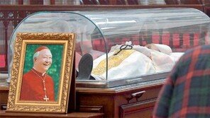 “통장 잔액 800만원, 의료진 위해 써주세요”