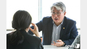 조응천 “문자폭탄 적게 왔다, 수백개…DJ, 의원 욕하란 말 안했다”