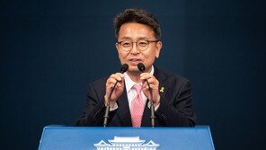 靑 청년 문제 전담 TF 만들어 대책 만든다…이철희 수석 단장