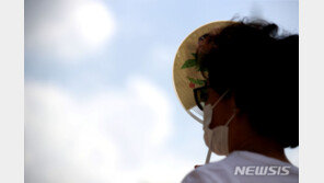 “지구 폭염, 20년 뒤엔 10배 많아져…탄소배출 줄여야”