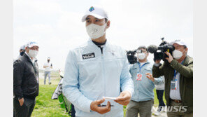 ‘153명 중 152위’ 1R마친 박찬호 “골프는 참 힘들다”