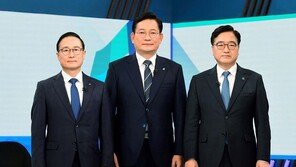 與 당권주자들, 문자폭탄에 “소통 강화하면 돼” “소중한 자원”