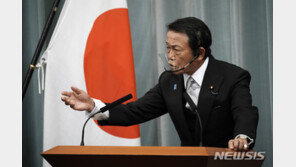 긴급사태 발령됐는데…日여당, 선거 앞두고 ‘필사적’ 파벌 파티