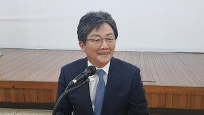 유승민 “박근혜 전 대통령 탄핵 후회하지 않아”