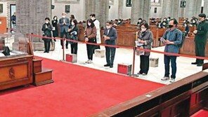 정진석 추기경 마지막 길, 손에 묵주 하나뿐