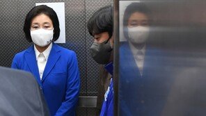 4월의 마지막 밤 박영선 “다 잊은 줄 알았는데…4월을 따라 나를 보낸다”